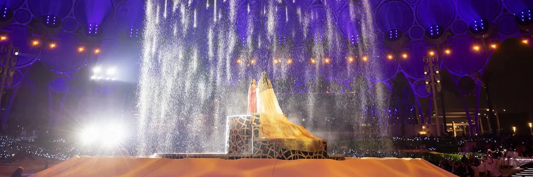 A giant gold Expo ring suspended 20 metres above the stage transformed into a concealed rain curtain for the closing ceremony at Al Wasl Dome.