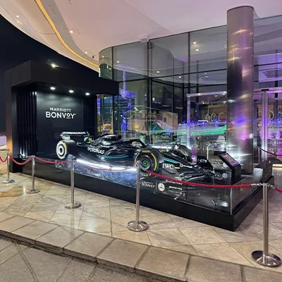 formula-one-show-car-display